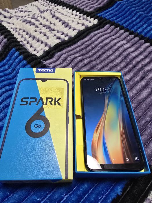 Продам сотовый телефон Spark 6 go