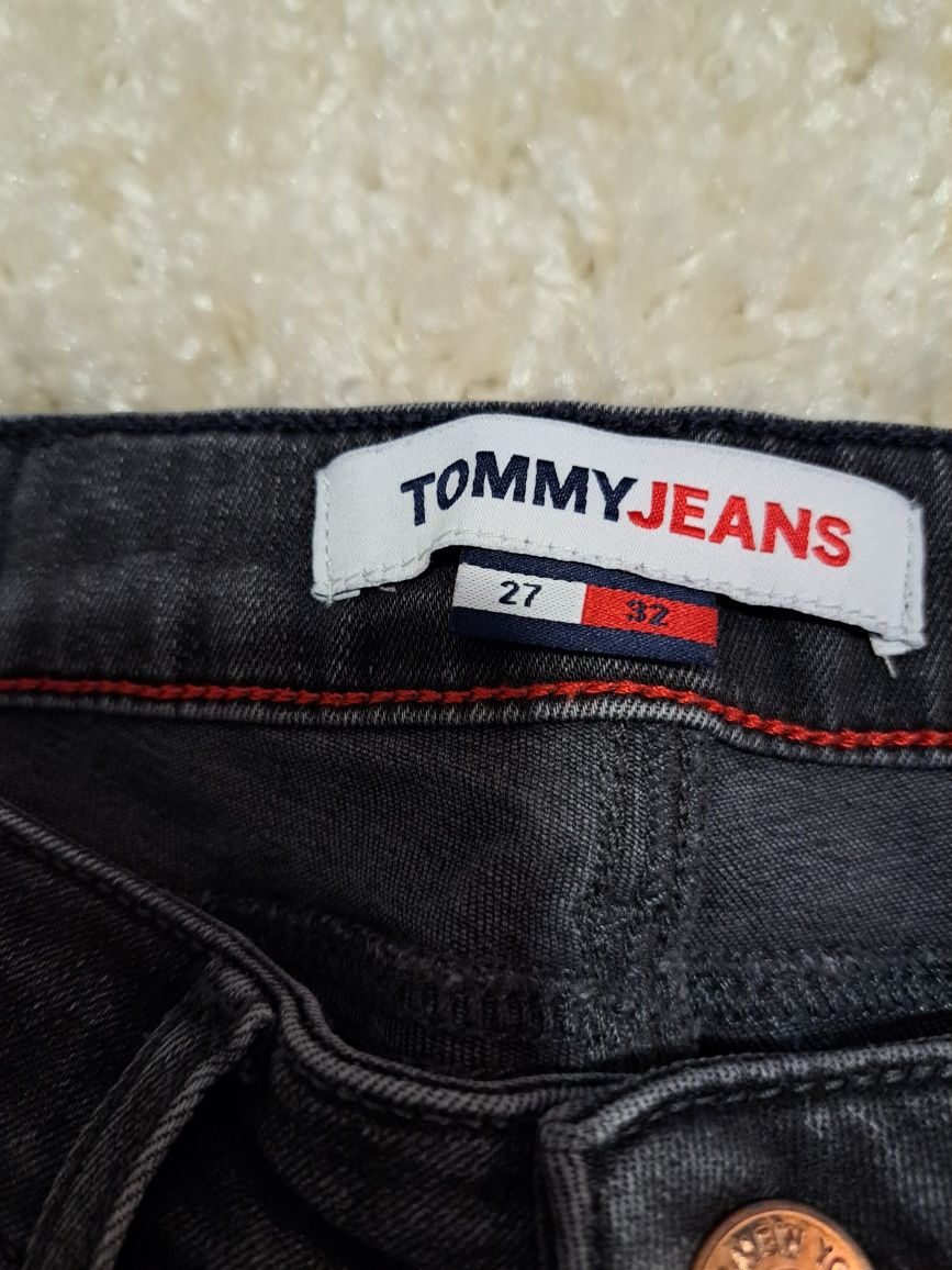 Tommy jeans 27 размер
