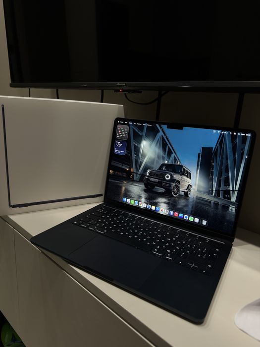 Продам Macbook Air M2