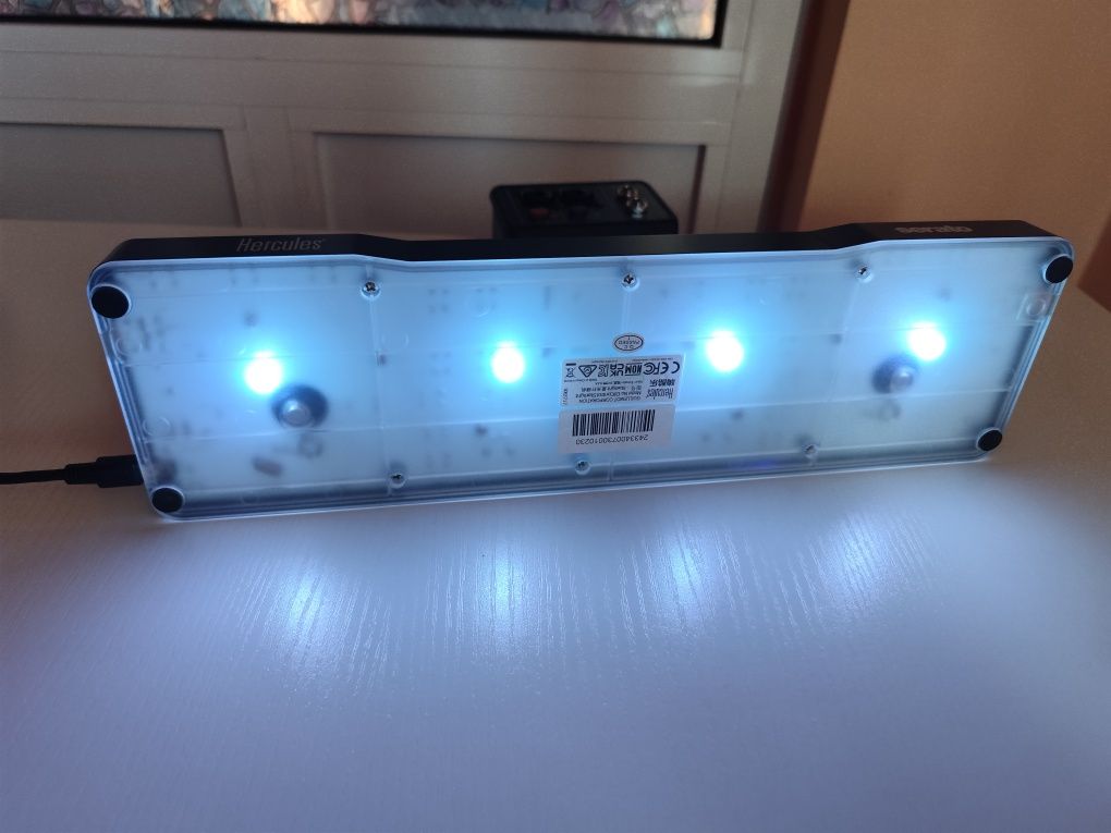 Consola mini Hercules