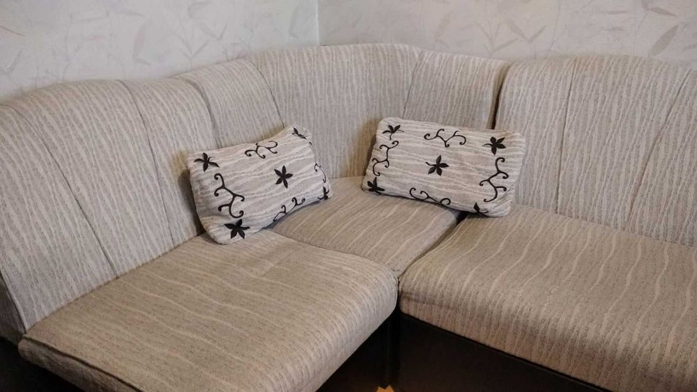 Ъглов диван с опция за сън