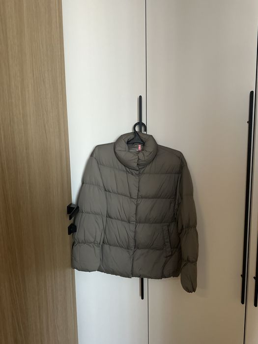 Пуховая куртка uniqlo