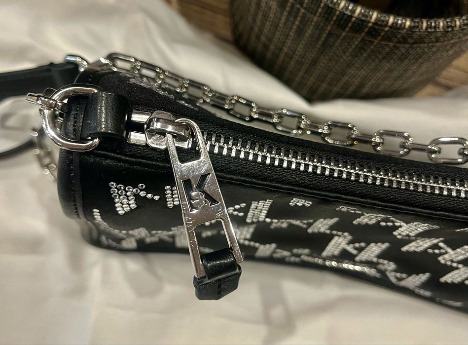 Чантата бижу на KARL LAGERFELD