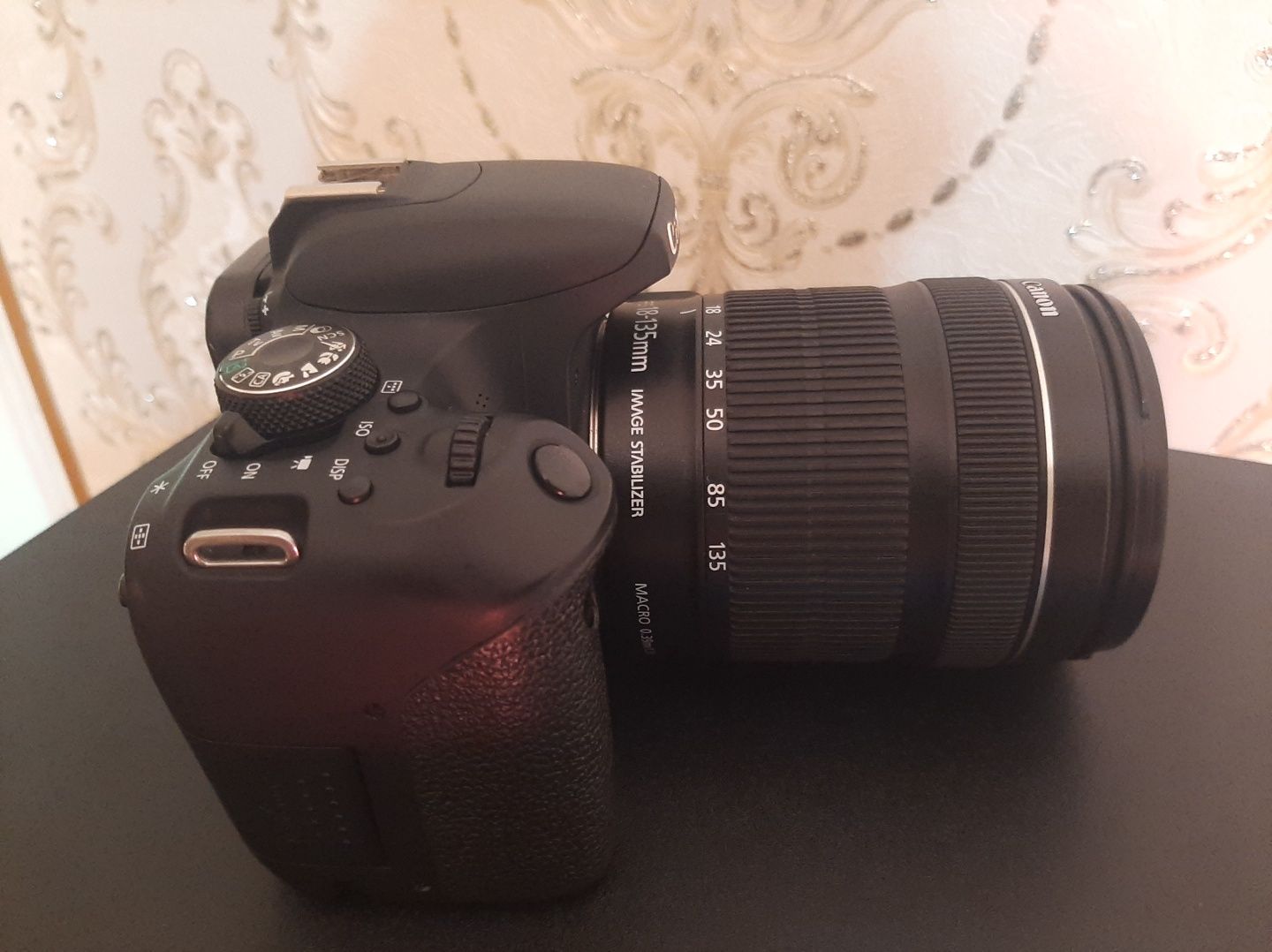 Canon 800D yangi holatda