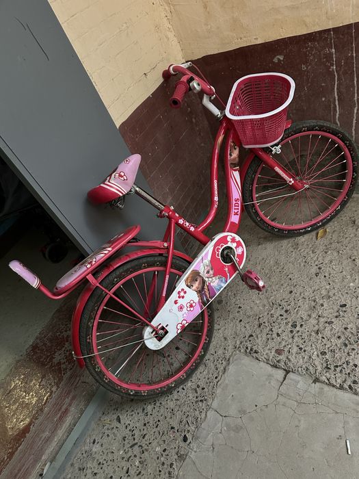 Красивый велосипед для девочек