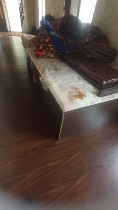 Продается спальный гарнитур