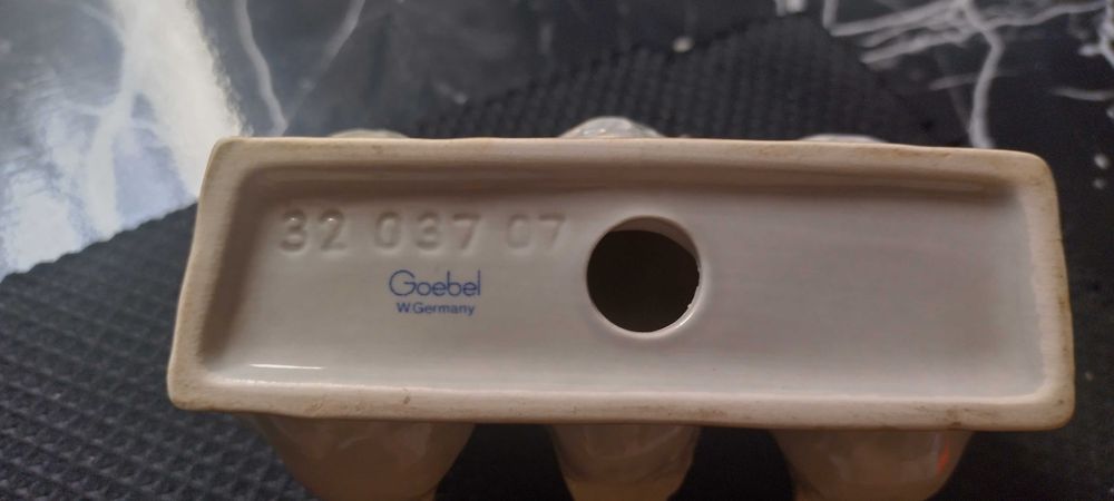 Статуетка "Goebel"
