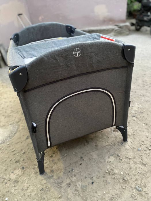 Совершенно новая детская кроватка