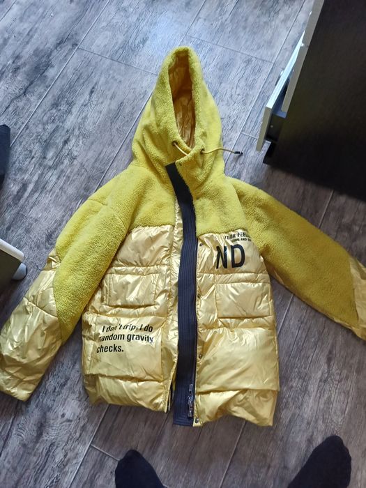 Продам зимнюю куртку