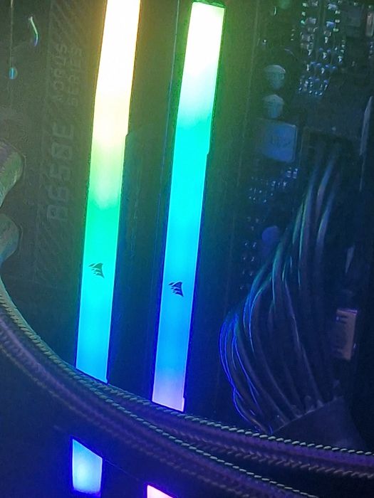 Memorie RAM Corsair 64 GB DDR5 6600MTs CL32