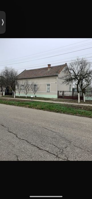 Casa in localitatea Carani