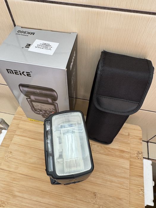 Blit pt Nikon MEIKE MK900 ca nou