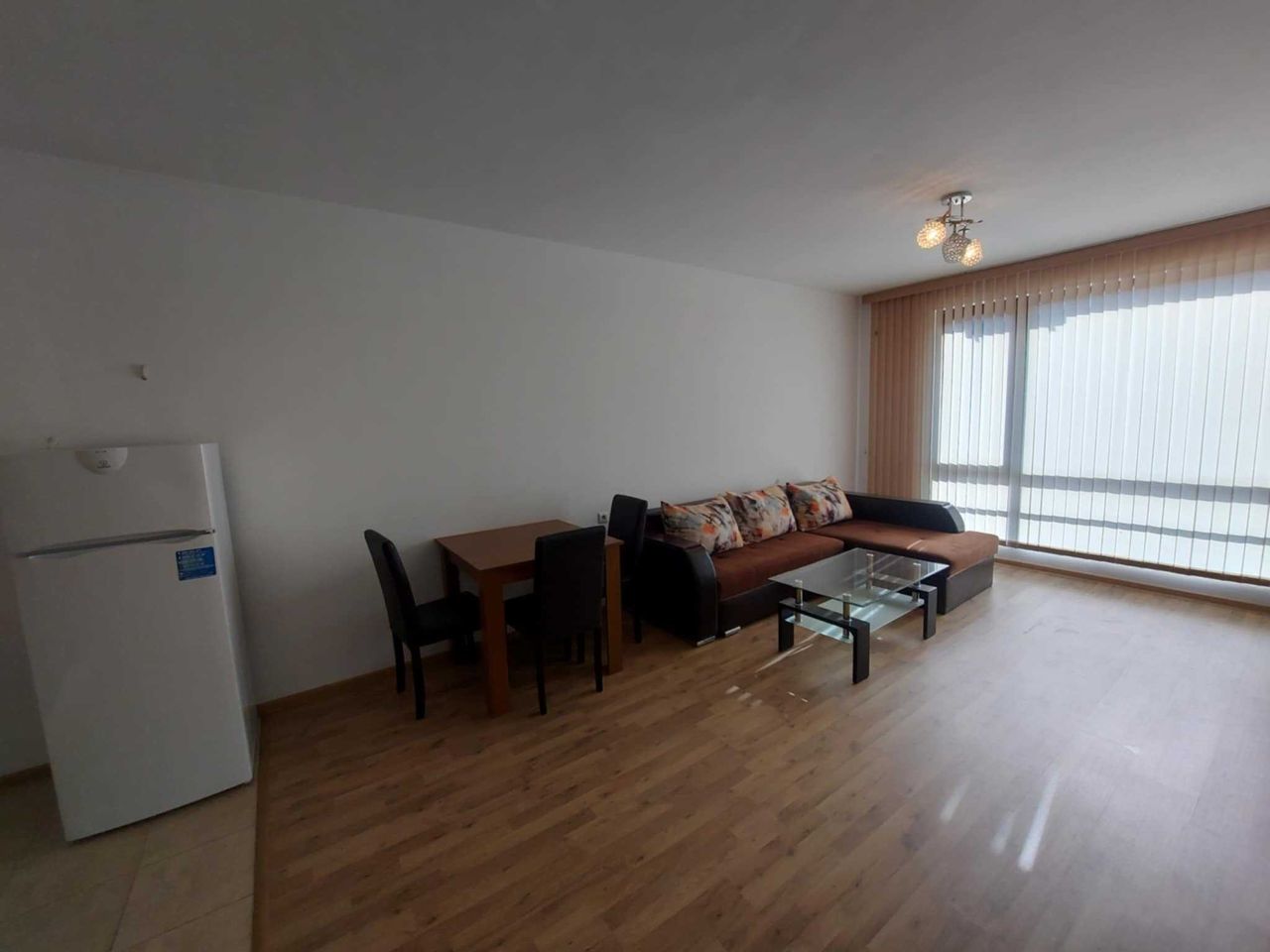 Продава се Двустаен апартамент в Пловдив, Южен - 73 кв.м за 1261 €/кв.м - Снимка #1