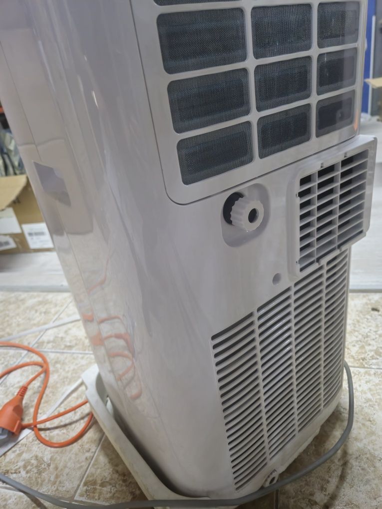 3 в 1 мобилен климатик 7000 BTU - Охлаждане, Обезвлажняване, Вентилаци