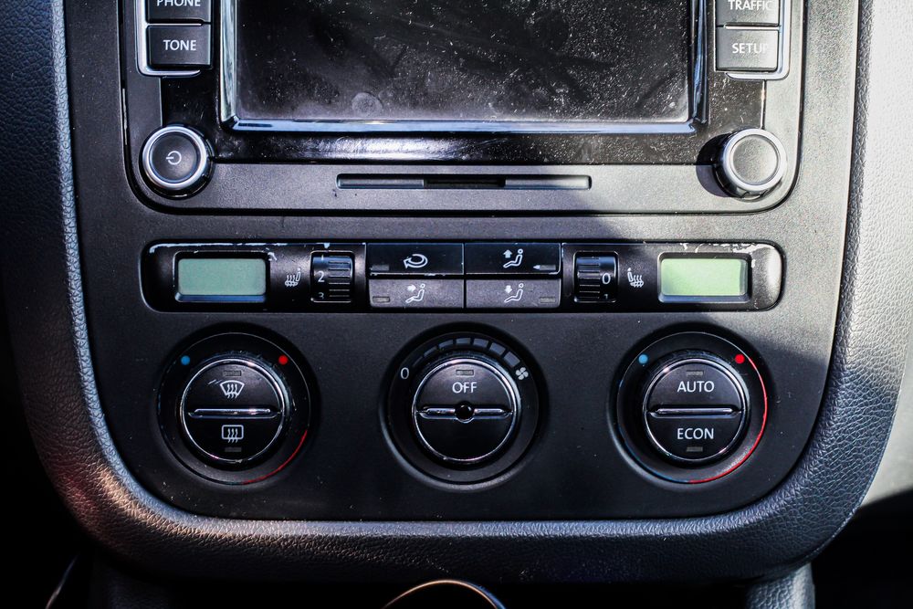 Volkswagen Golf V 1.9TDI 6+1 Trepte