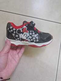 adidasi Minnie Mouse 26