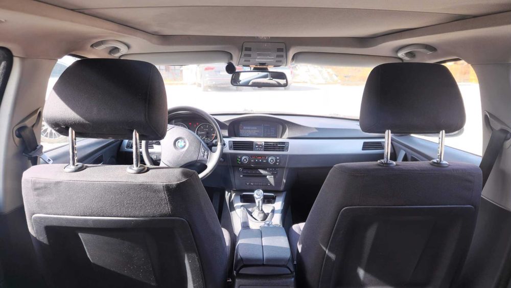BMW E91 320d – 2007год. | Панорамен люк | Поддържана и обслужена