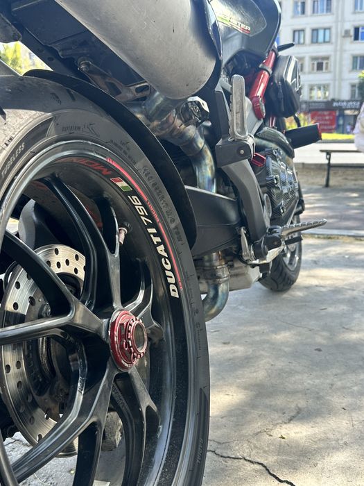 Ducati monster 796 srochni sotiladi