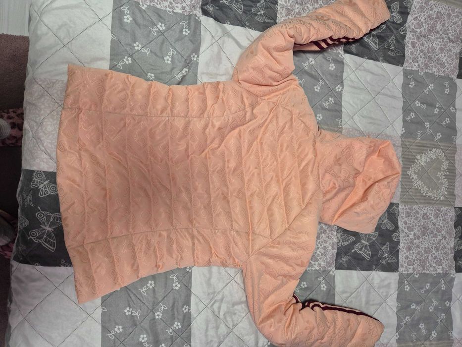 Яке Adidas, размер М