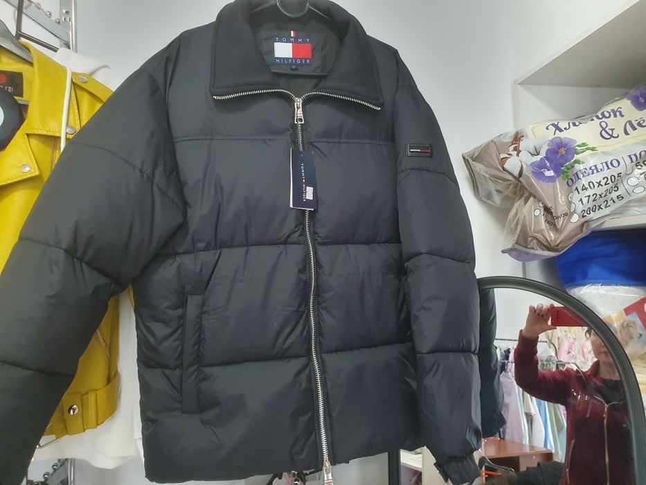 Продам зимнюю мужскую куртку на синтепоне