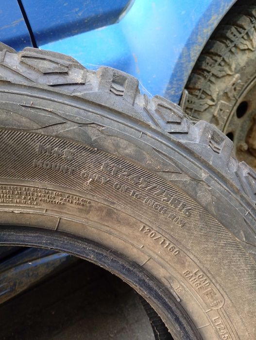 Продавам гуми 245 75 16