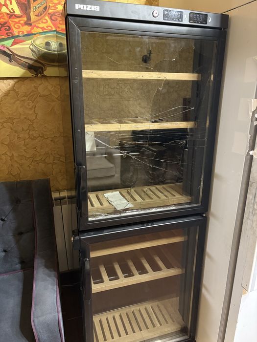 Продам винный шкаф