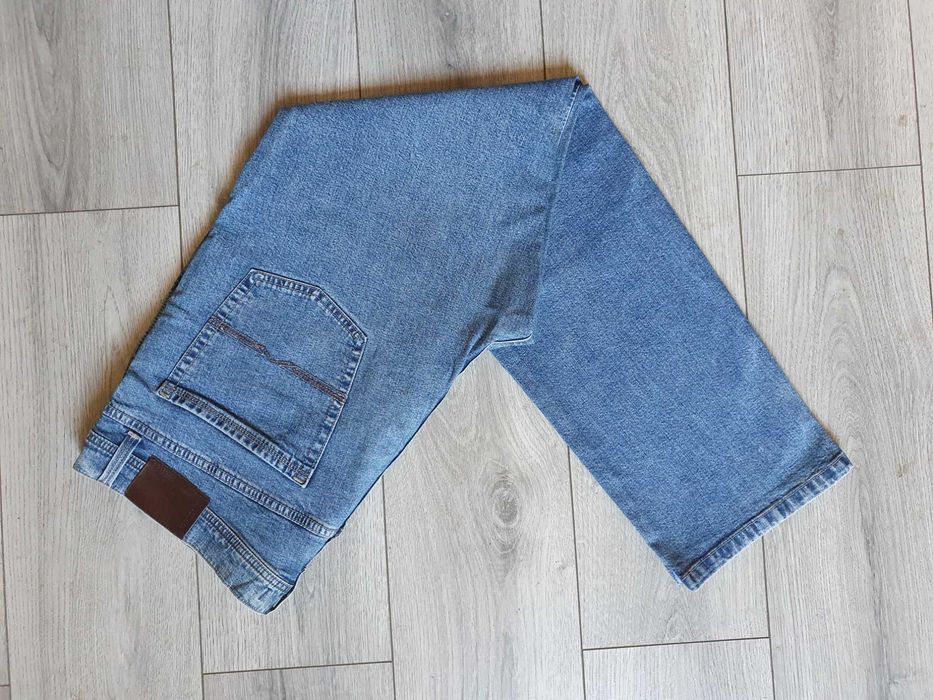 Blugi Pioneer "Rando" - Marime W42 L30 (Talie 107 cm)