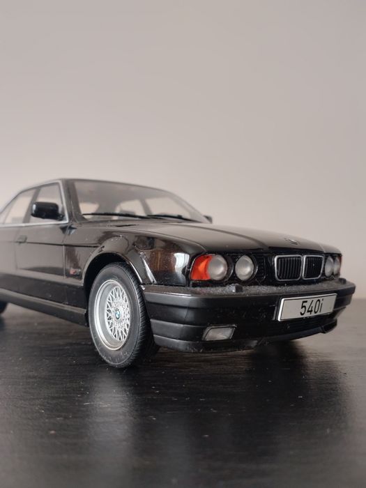 Макетна количка BMW E34 . Модел 540.