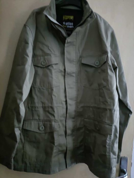 Мъжко пролетно-есенно яке