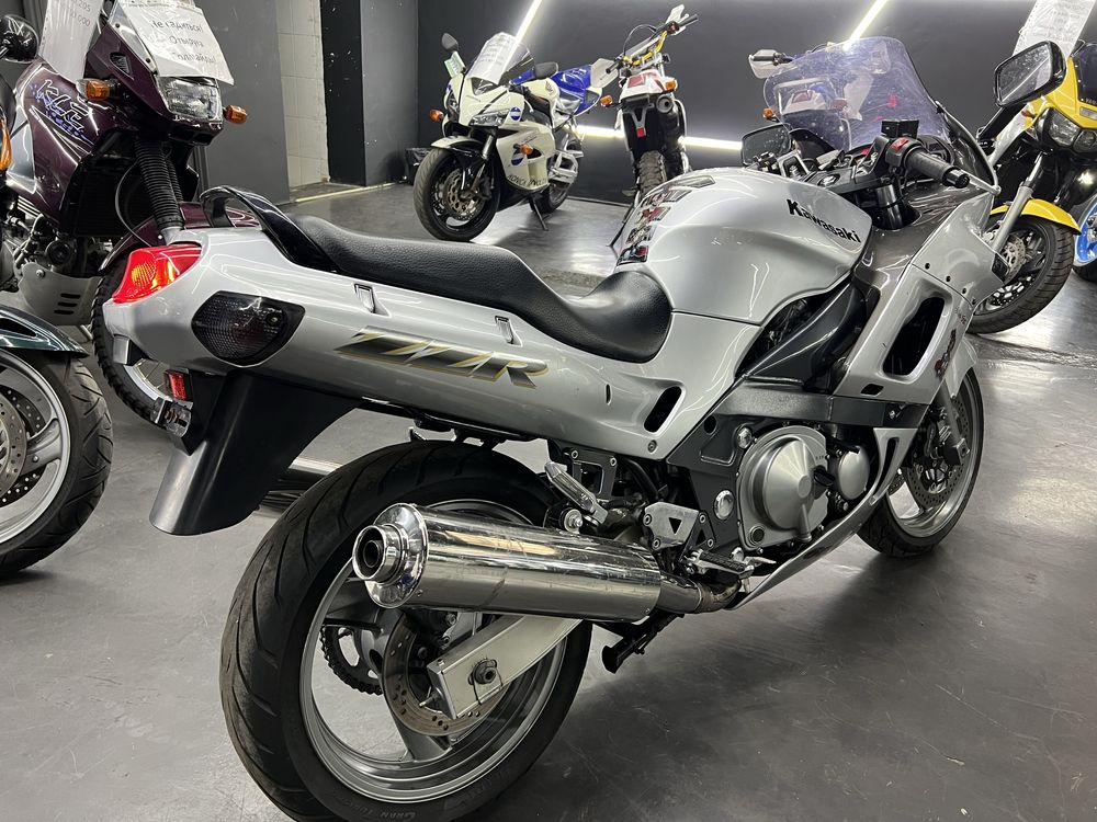 Kawasaki ZZR600 в Хорошем Состоянии! Свеже Доставлен из Европы!
