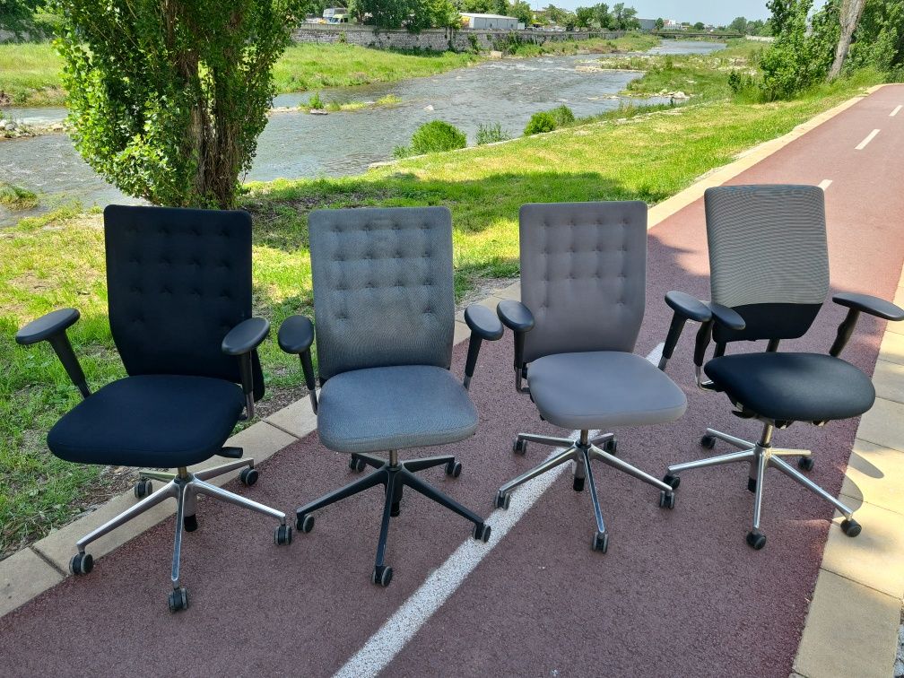 Немски офис Елегантни столове от марката на Vitra обзавеждане