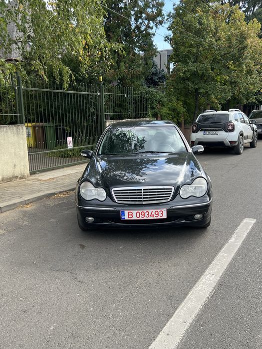 Vand mercedes benz C200 extra mega full
