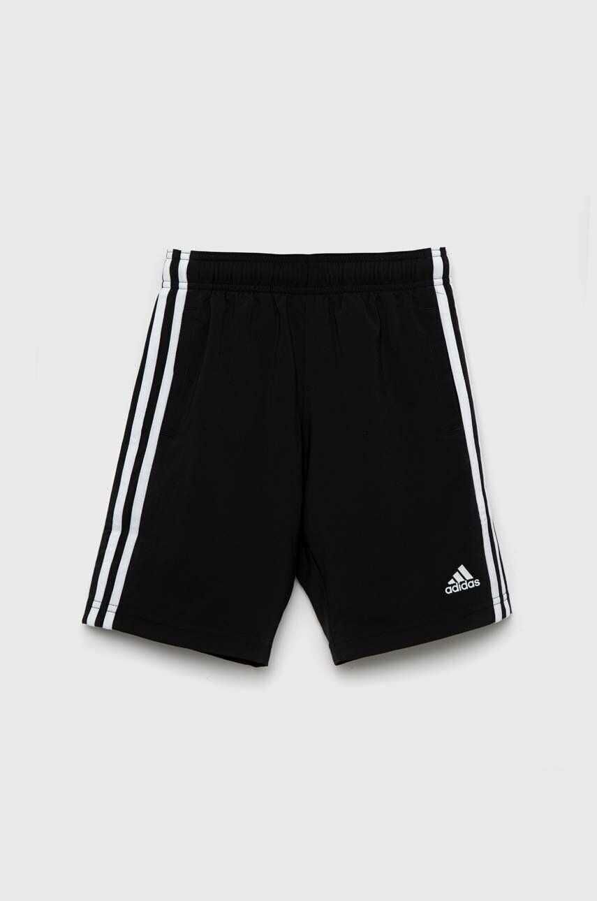 Adidas нови къси панталони