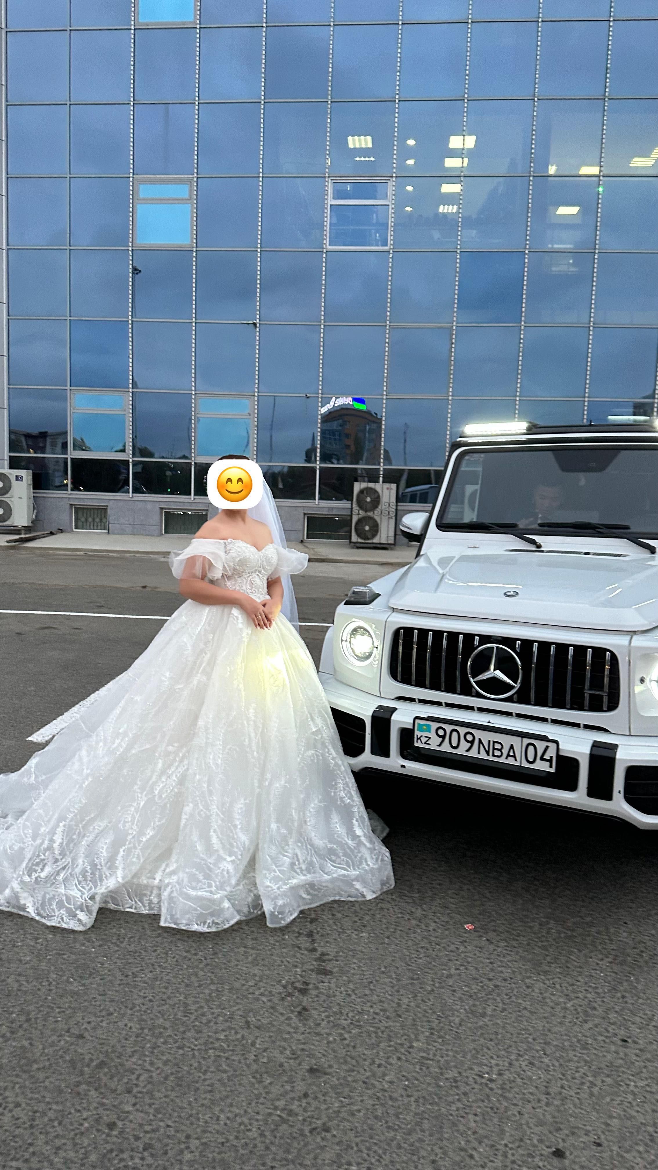 Свадебное платье
