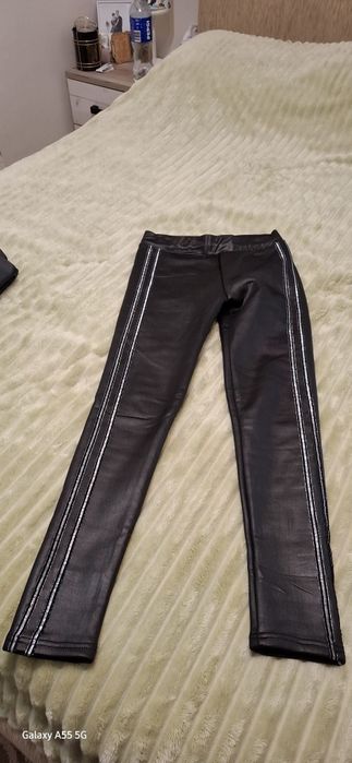 Pantaloni dama imitație piele mr L îmblănite merge și la m