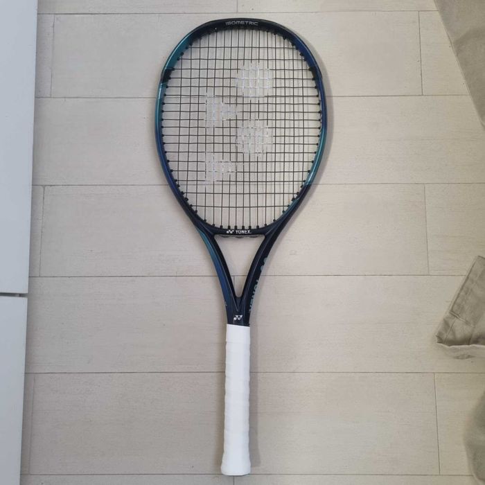 Тенис ракета Yonex Ezone 100SL - използвана