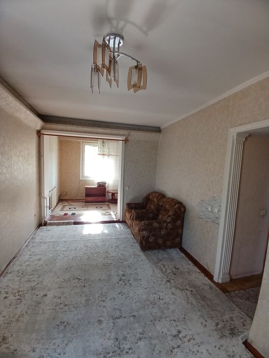 Сдаётся 2/4/4,два болкона, центр, Ц1, ор-р 64 школа!