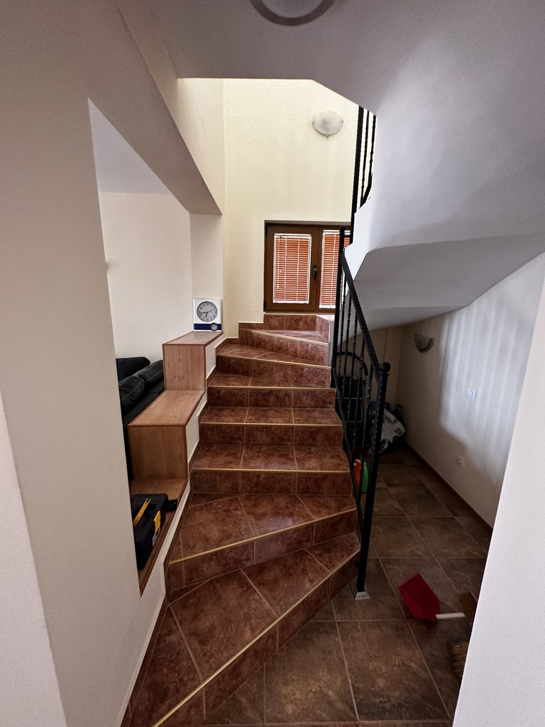 Продава се Етаж от къща в Свети Влас - 192 кв.м за 1068 €/кв.м - Снимка #6