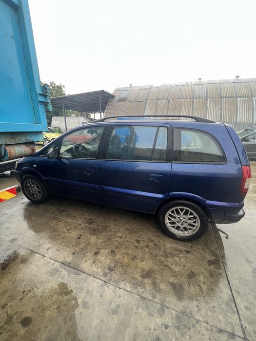 Opel Zafira A НА ЧАСТИ