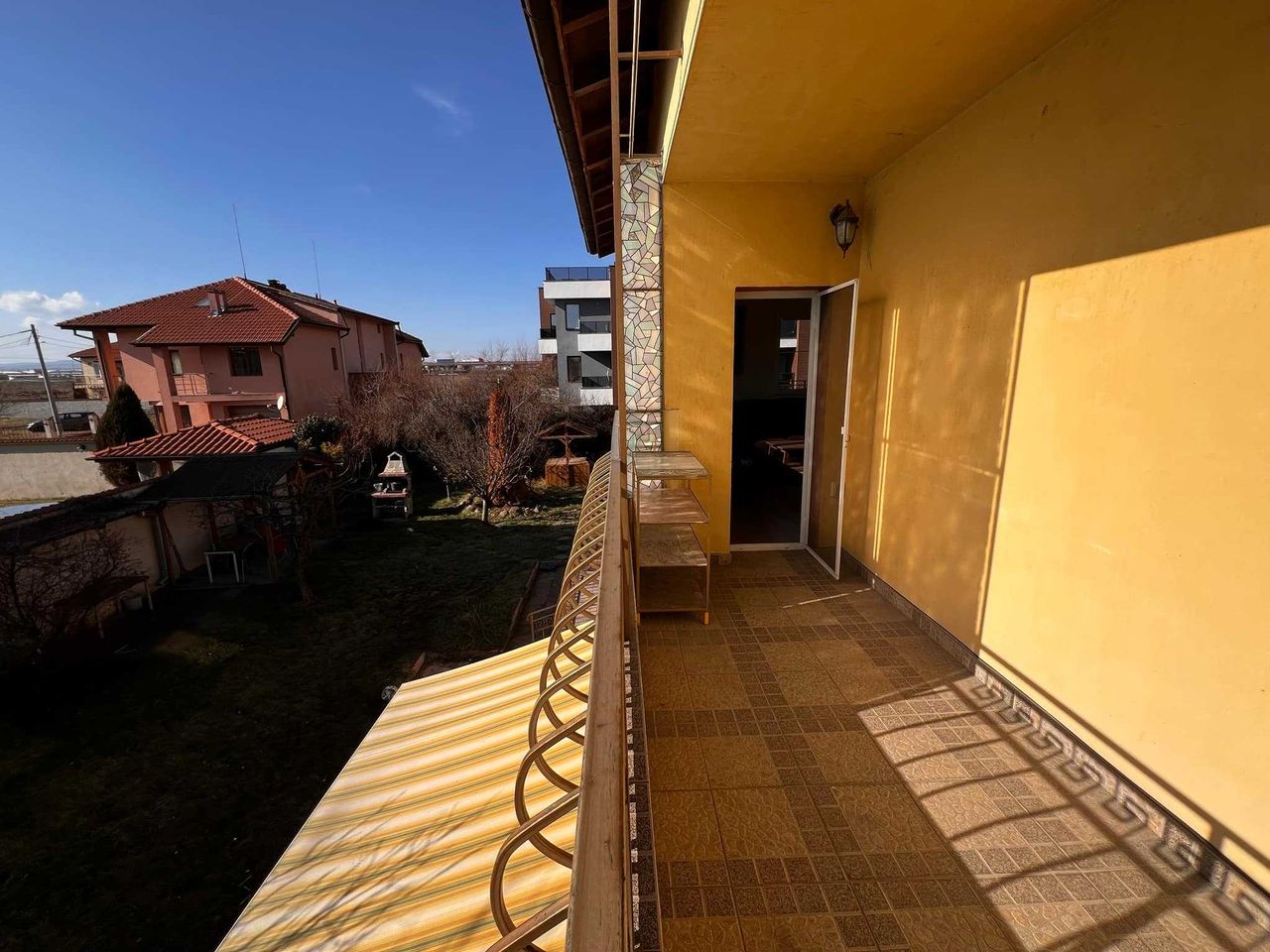 Дава се под наем Тристаен апартамент в София, Обеля - 105 кв.м за 600 € - Снимка #17