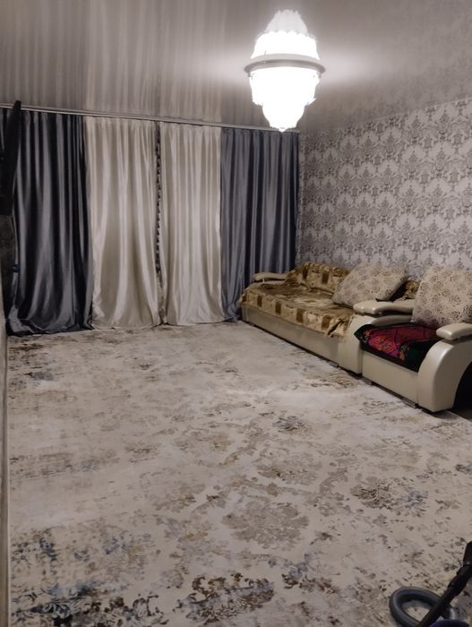 Сдам 3х- комн квартиру  на 7 районе 150000+коммуналка