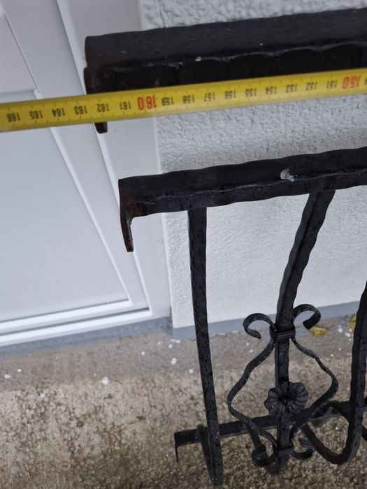 Vând balustradă de balcon folosita (preț pe bucată)