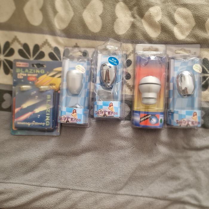 Vând nucă schimbător auto