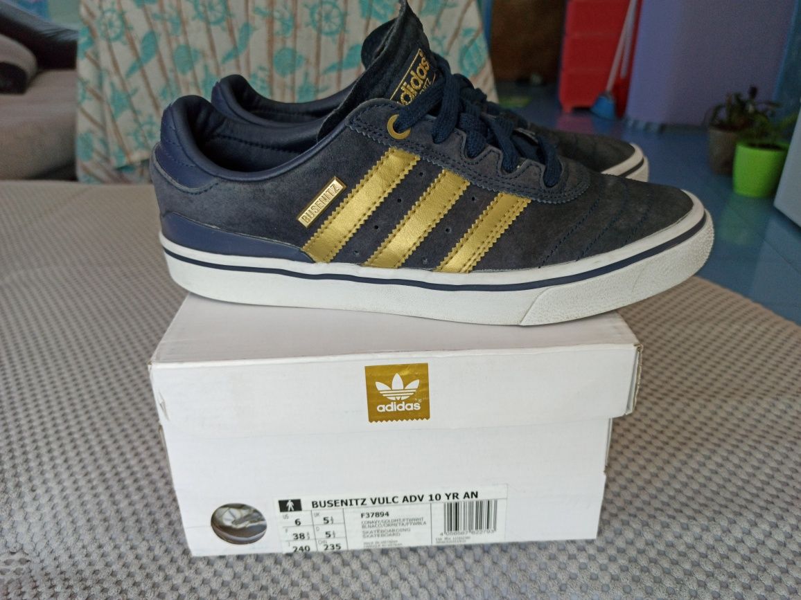 Кецове     Adidas Busenitz