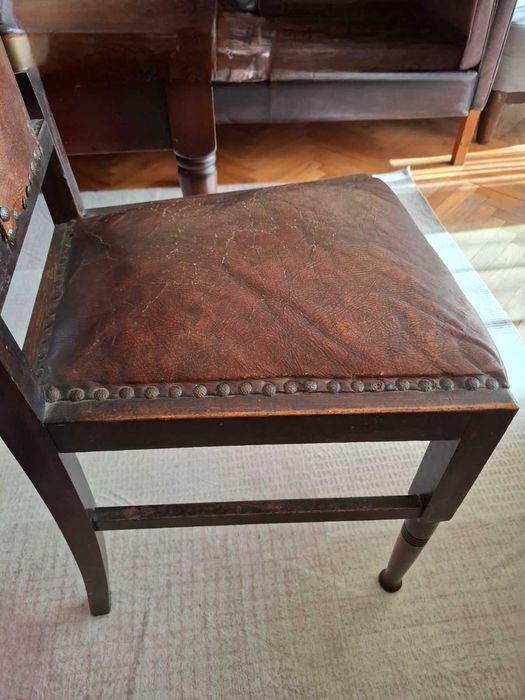 Високи стари дървени столове, за реставрация, 7 броя