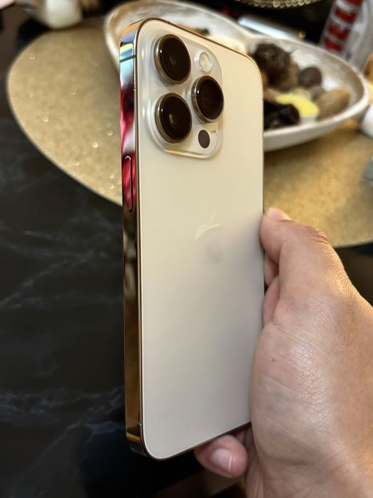 İphone 14 Pro Gold