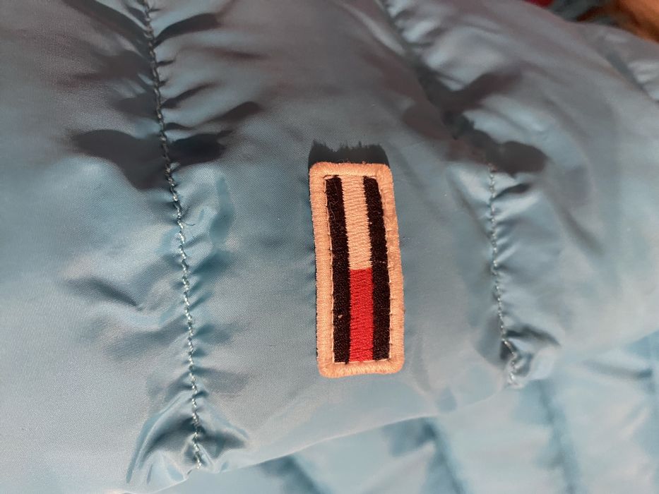 Vând geacă Tommy Hilfiger Originală