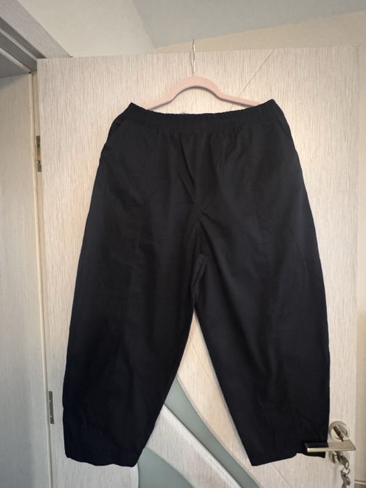 Дамски пнталон 7/8 черен шушлек