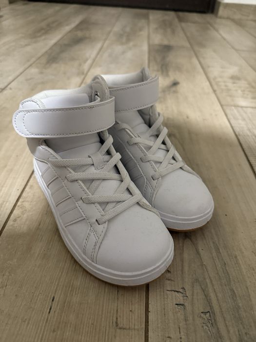 Adidasi de copii Adidas