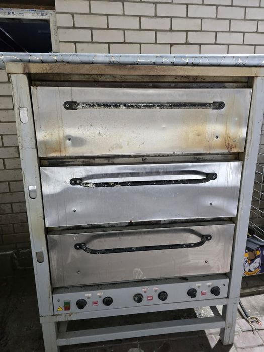 Продам печку для пекарни